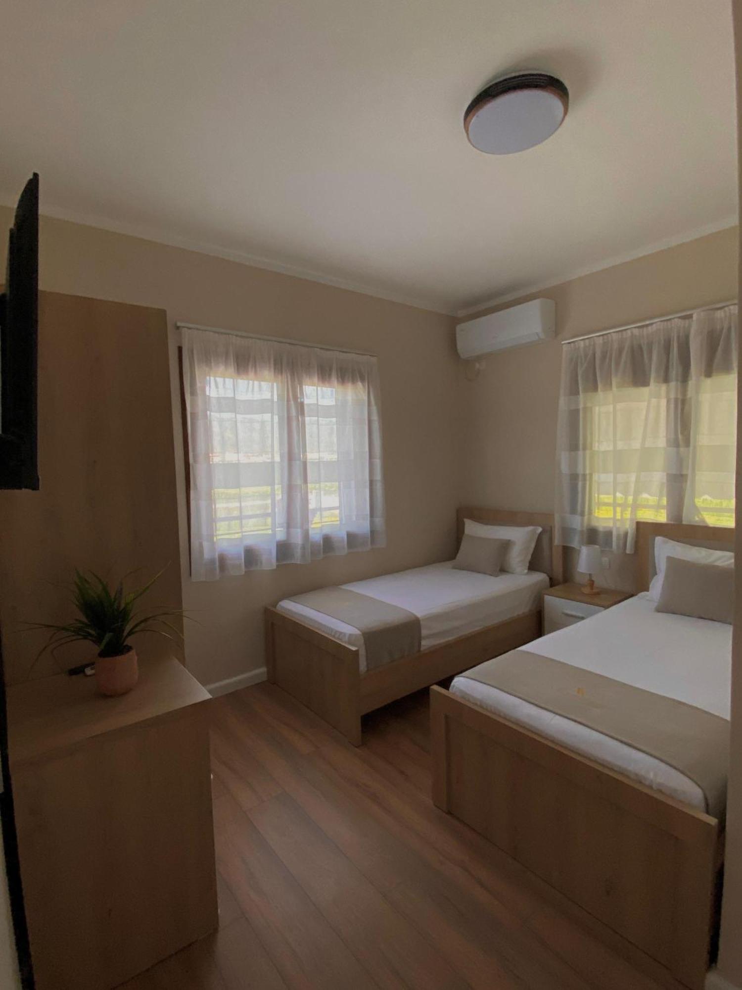 Villa Tabaku Berat Exteriér fotografie